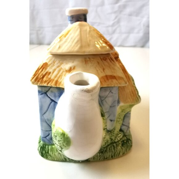 Vintage Cottage Tea Pot Ceramic - Picture 4 of 10